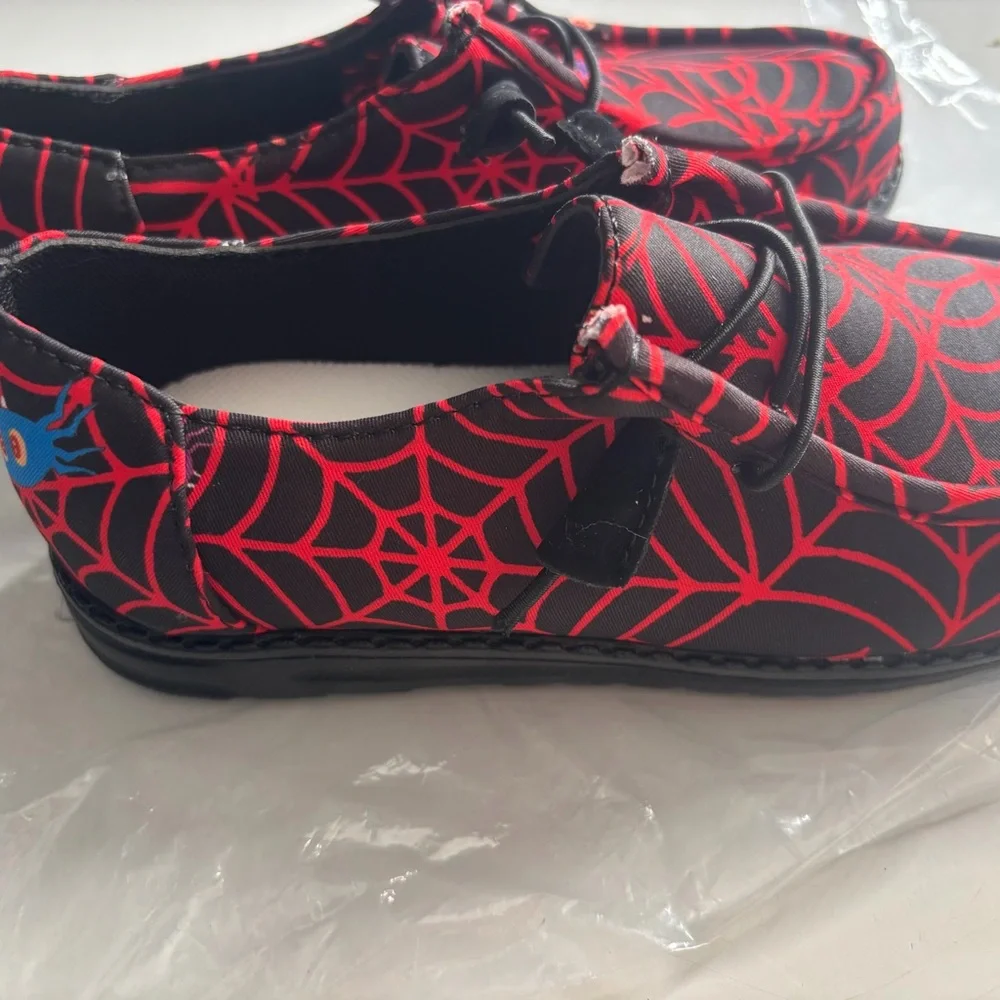 Spider Web Design Kids Shoes - Black and Red